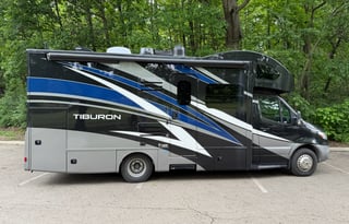 2021 Thor Tiburon 24RW - The Tiburon Oasis