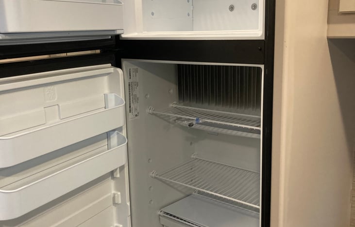 2 door fridge/freezer