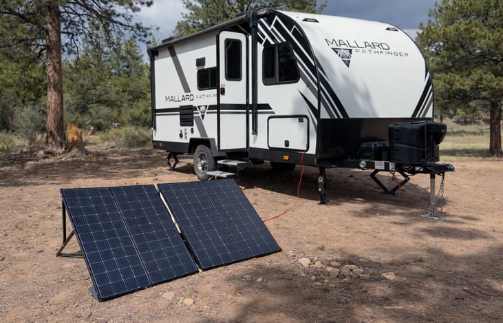 Solar Package! with 400w of solar mounted on the roof and an optional 200w of additional remote solar you'll always have power even when off grid!