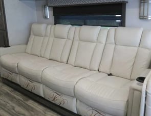 Forest River RV Georgetown 7 Series 36D7