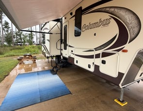 Palomino Columbus F295RL