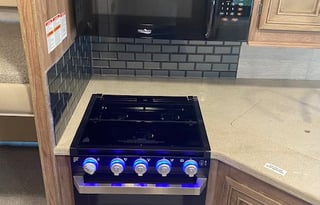 2021 Jayco Greyhawk Prestige 31FP