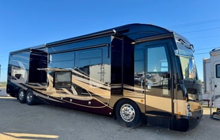 Starship Coach - DELIVERY/SETUP ONLY!