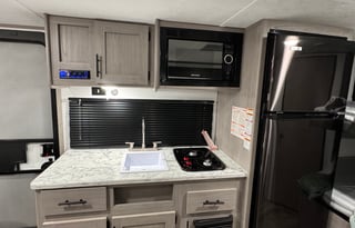 2024 Dutchmen RV Coleman Lantern LT Series 19BB