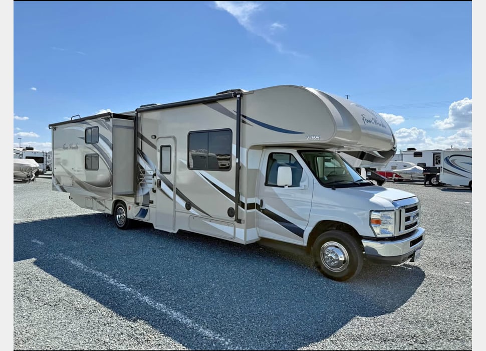 Class C Motor Home rentals in Novato