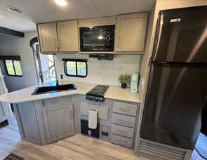 Keystone RV Springdale Classic 240BHCWE