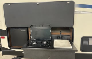 2017 Venture RV SportTrek 270VBH