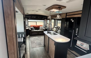 Easy Luxury Camping - 2022 Keystone Outback 330RL