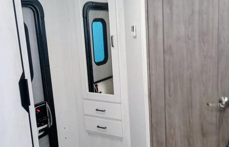 wardrobe closet and drawers