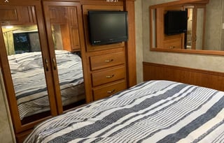 2007 Damon Challenger 376