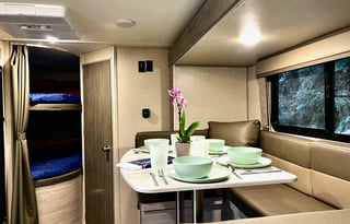 Perfect Bunk House! 4 beds and under 5000 lbs