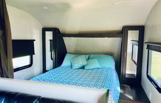 2018 Forest River RV Wildwood X-Lite 261BHXL