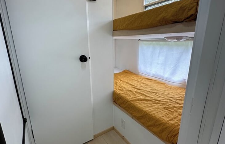 Bunks can be used to sleep children under 12 or store belongings to save space.