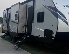 Forest River RV Vengeance Rogue 32V