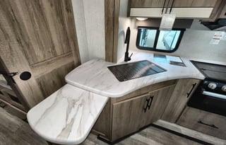 2023 Grand Design Imagine XLS 25BHE