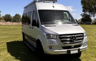 24 Class B Thor Sanctuary 19L Mercedes 4X4 Diesel