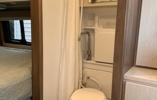 Adventure-Ready 2022 Tellaro | Dogs ok | Free WiFi