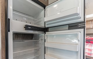 Jackie-2020 Jayco Redhawk SE 27N