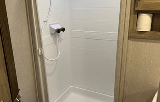 2021 Arctic Wolf 287BH Fifth Wheel, Sleeps 10!