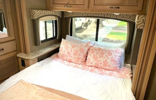 2020 Thor Motor Coach Chateau 24DS