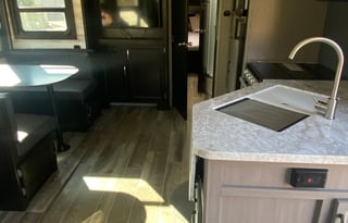 2021 Jayco Jay Feather Kid Approved Camper