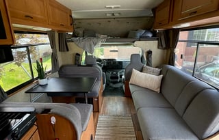 2017 Thor Motor Coach Four Winds 28A