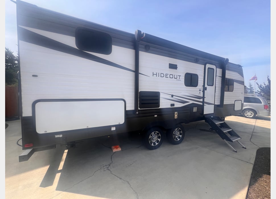 Travel Trailer rentals in Winston