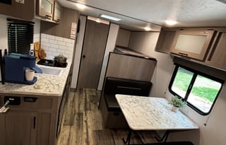 2024 Dutchmen RV Coleman Lantern LT Series 18BH