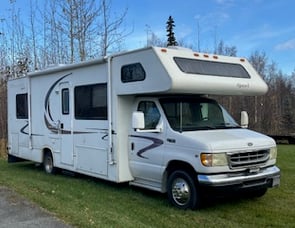 Four Winds RV Chateau 28A