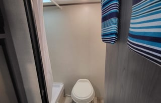 Fun Camper for Small Families Fully Stocked