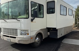 2001 Fleetwood Bounder 36U