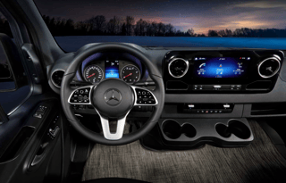 King bed/front bed/4x4/Lithium/Solar/Generator