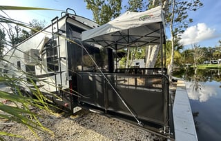 Lagoon Camper in Old Homosassa