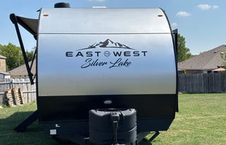 Ready-to-Camp Travel Trailer- Sleeps 8-9