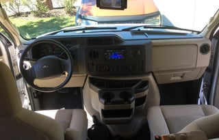 2017  Forest River Sunseeker 3170