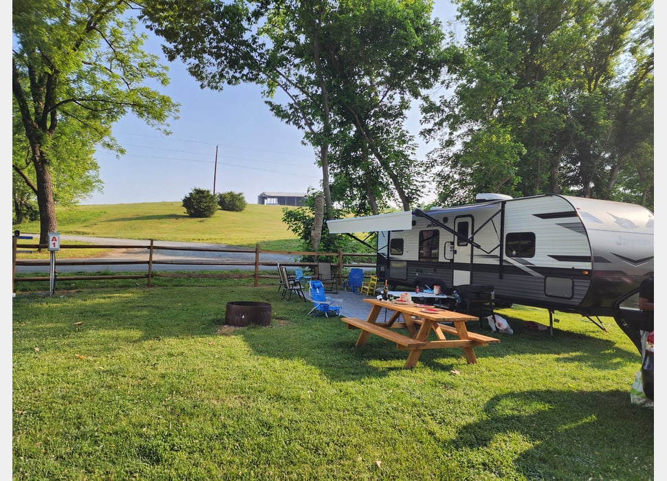 Travel Trailer rentals in Gladstone