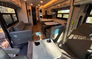 2021 Jayco Alante 29F with Bunk beds and WiFi