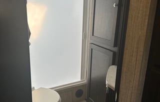 2020 Cruiser Shadow Cruiser 240BHS