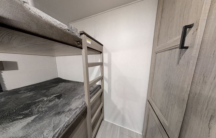 Bunk Room with Closet