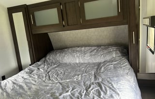 2020 Fully Furnished Bunkhouse