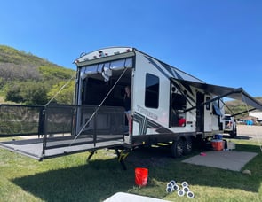 Heartland Torque TQ T281