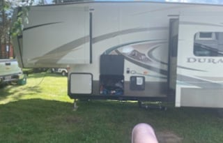 2014 kz durango with bunkhouse