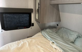 2024 COLEMAN LANTERN 263BH