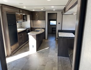 Dutchmen RV Coleman Lantern Series 337BH