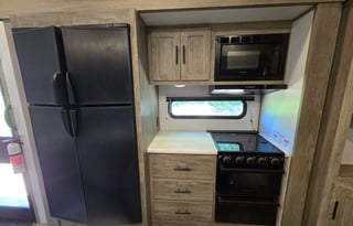 2022 Forest River RV Wildwood Heritage Glen 353BED