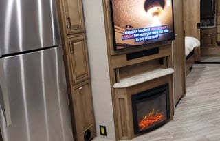 2019 Fleetwood Pace Arrow LXE 38K