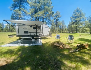 Highland Ridge RV Range Lite 17 BH