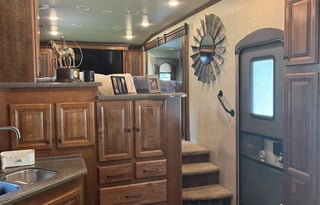 Heartland Big Country 3800FL Fifth Wheel Sleeps 6!