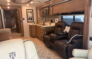 Ultimate Luxury Family Motorcoach
