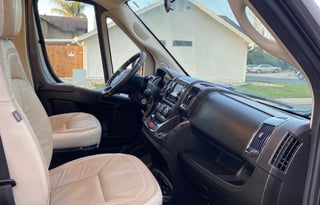 2020 Winnebago Travato 59G pet friendly!